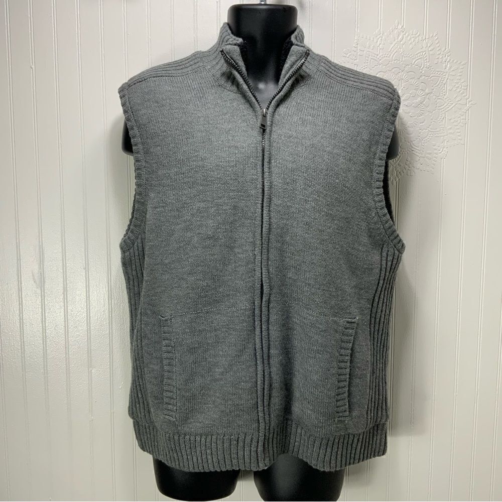 OSCAR DE LA RENTA Sherpa lined Sweater Vest